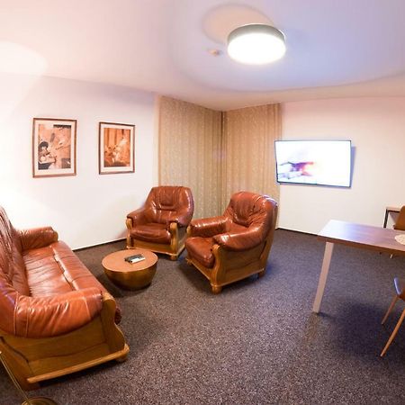 Villa Centrum Apartmany S Ranajkami A Saunou 马汀 外观 照片
